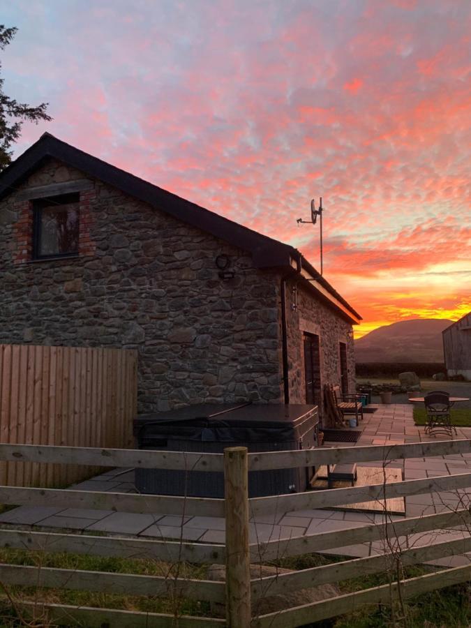 Chic Cottage Near Elan Valley And Builth Wells Llanwrthwl Exterior foto